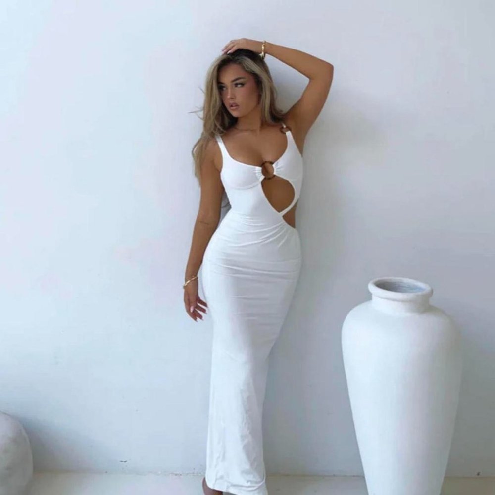Outcast Exclusives LOLA Maxi White Cutout Beach Club Dress Size- Medium (NWOT)
